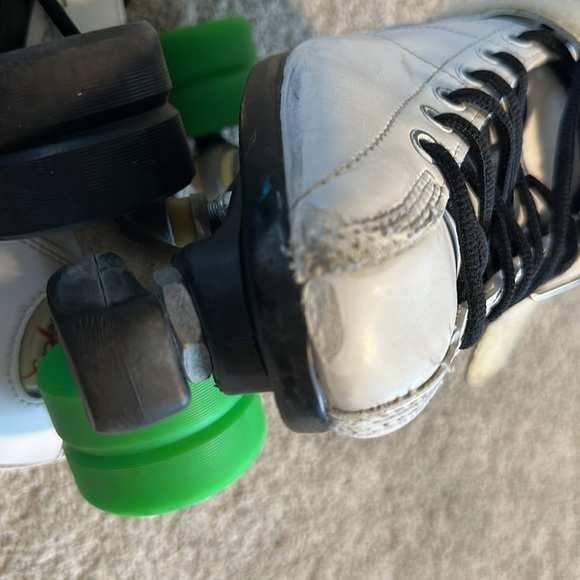 Riedell Cayman Roller Skates R3 - Picture 8 of 16